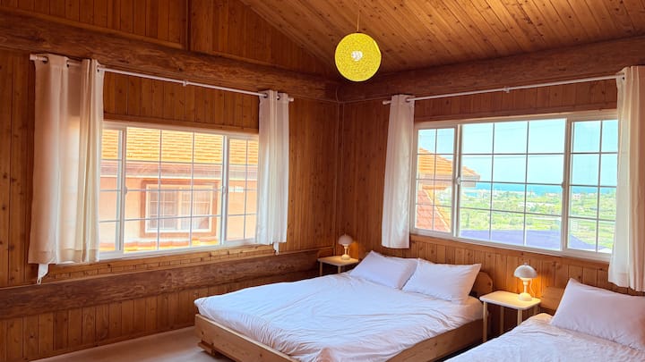 오션뷰 침실

Ocean view bedroom
