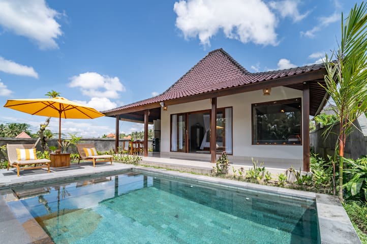 Sember Villa – Peaceful 1BR Pool Villa in Gianyar