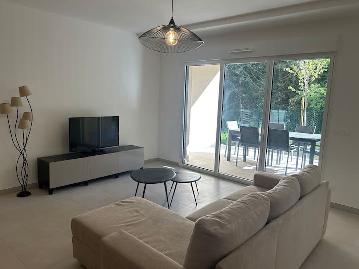 Appartement Standing Neuf, Jardin Privé Et Garage - Aix-en-Provence