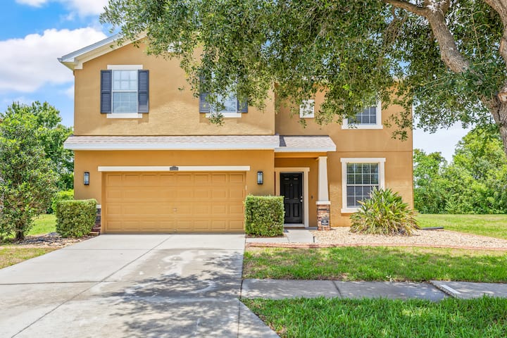 Beautiful Furnished Home Located In Sunny Tampa. - 리버뷰