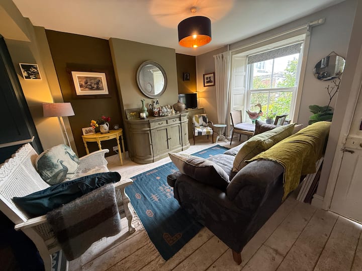 Elegant 2 Bed Georgian Townhouse, Central Penzance - Penzance