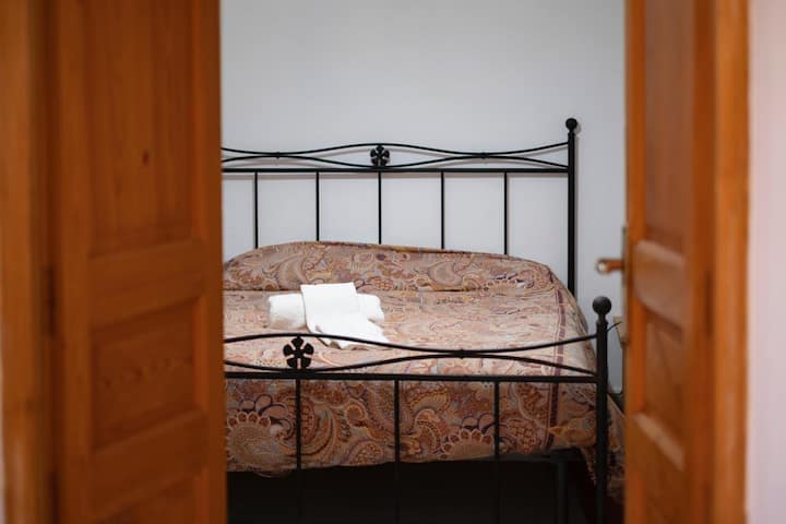 Dhomë gjumi 2