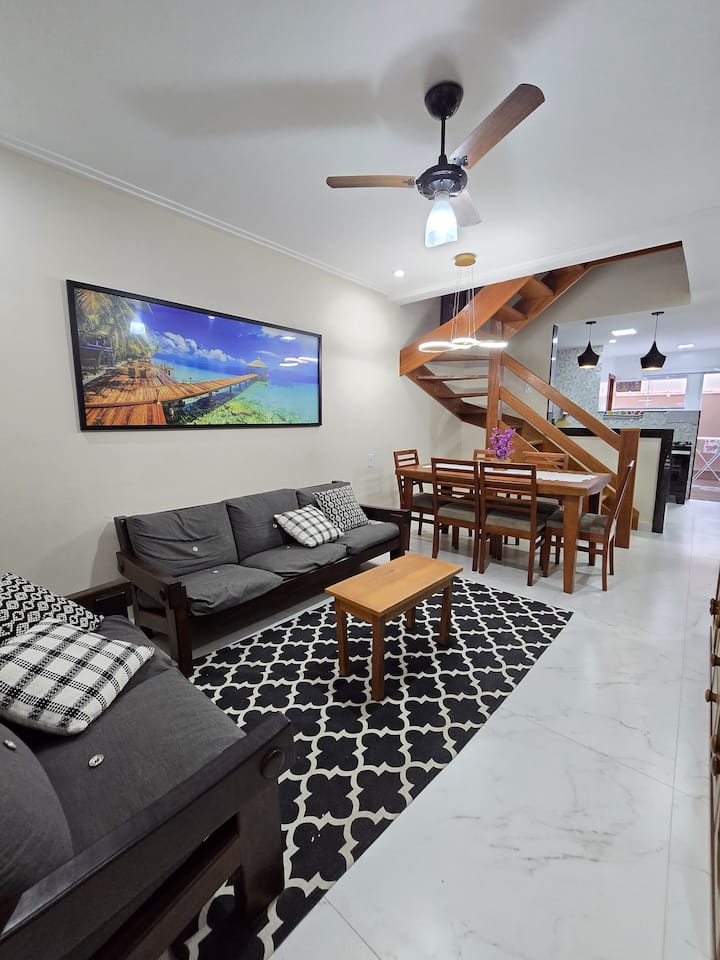 Triplex Moderna Há 3min Da Praia Do Peró + Wi-fi - Cabo Frio