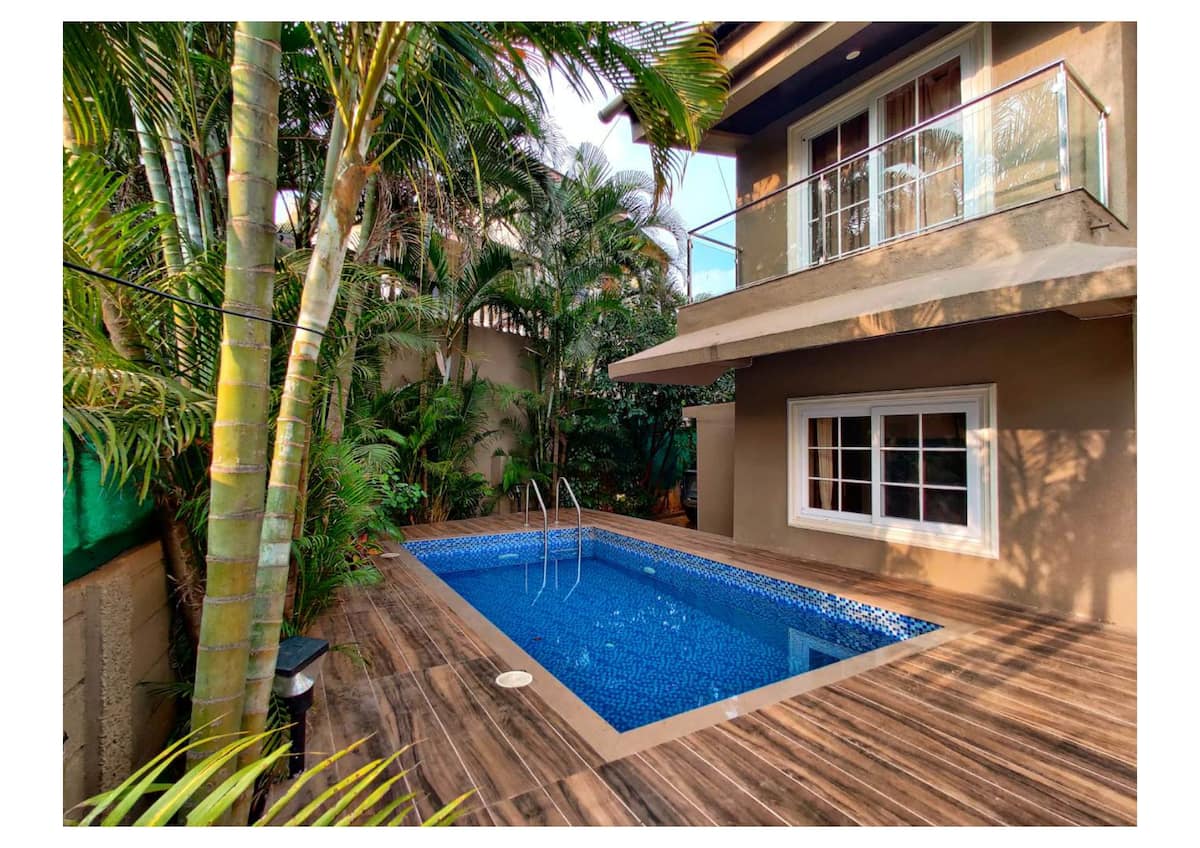 Zayaan Villa · Tropical Garden Private Pool · 3BHK Heritage · Lonavala · Sleeps 12 vacation rental in Lonavala, India