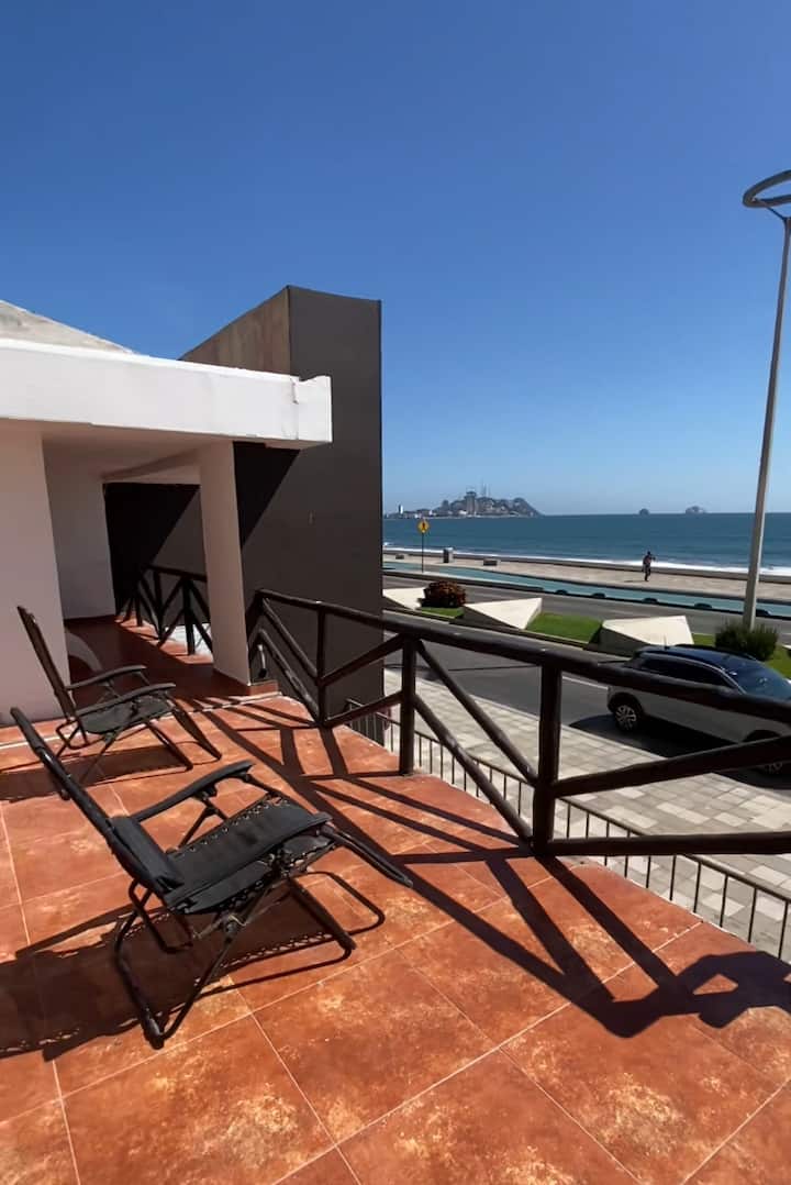 Sobre El Malecón, Casa Verona - マサトラン