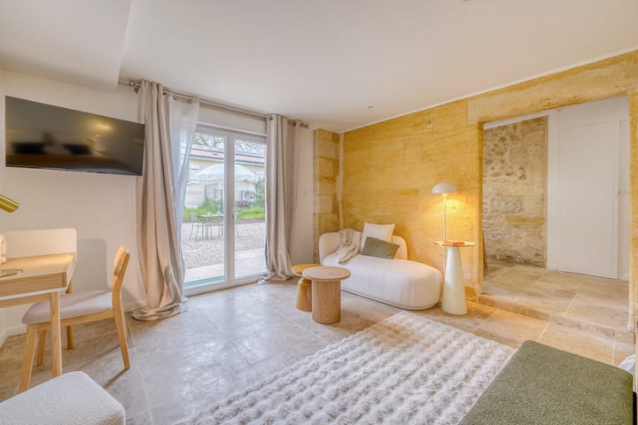 Soline, Accès Piscine, St Emilion, Bordeaux - Saint-Émilion