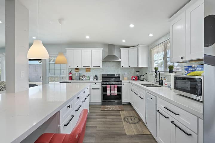 Endearing Home Close To Disney At The Heart Of Oc - Garden Grove, CA