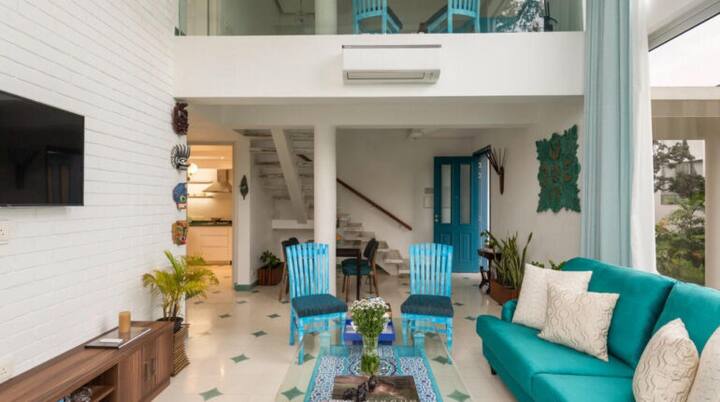 Living room image 8