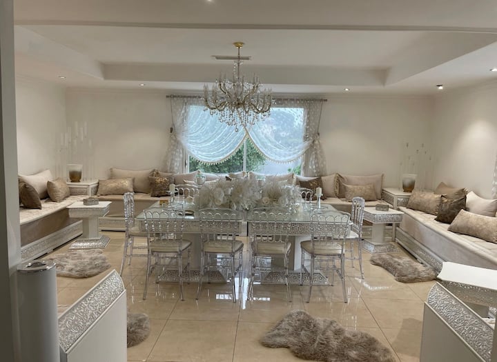 Maison + Piscine Privée – Coup De Cœur - Nîmes