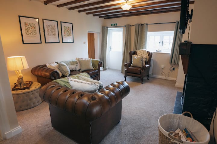 The Old Farmhouse - Wirral