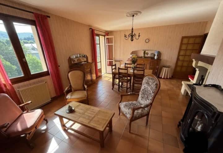 Maison Familiale Avec Jardin Et Terrasse - La Couvertoirade