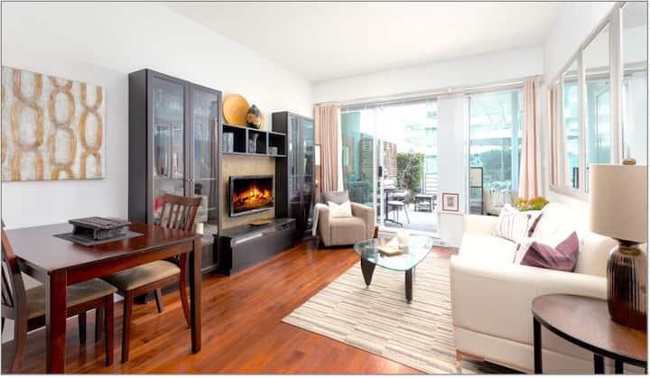 2 Br W Large Patio & Huge Gym In Prime Location! - 列治文