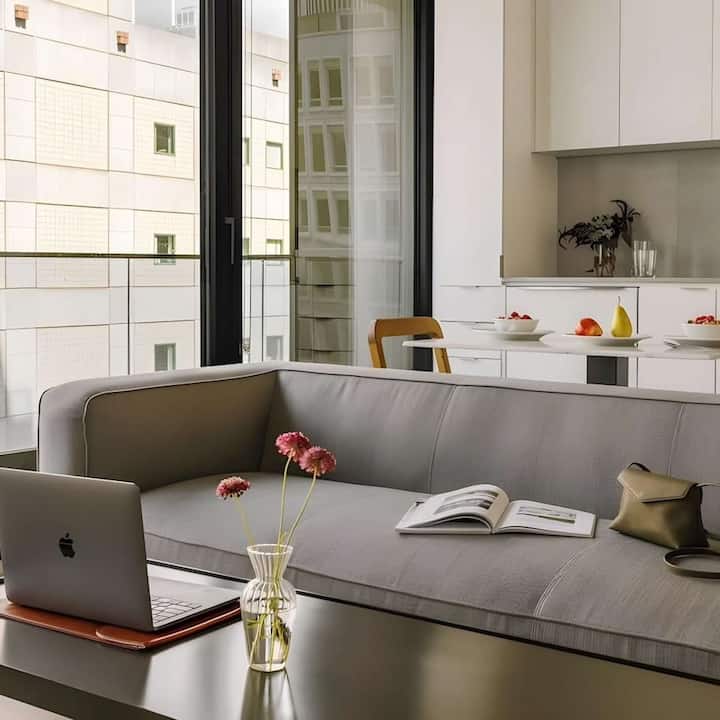 Monroe | 1br 4 Guests & Balcony | Rooftop Pool | - Concordia University