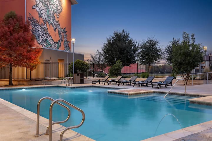Your Austin Getaway | 4 Family-friendly Units - Pflugerville, TX
