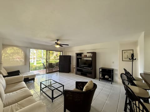 Top Airbnb: Apartment close to the beach in private condo in Ixtapa Zihuatanejo