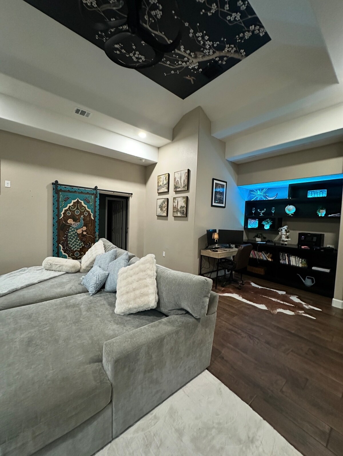Stylish Austin Ranch |Hot Tub· Fire Pit ·Sleeps 10