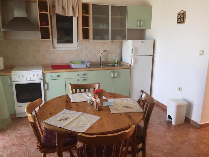 Villa Jurman • Seaside • Sleeps 4 • Near ŠIbenik - Primošten