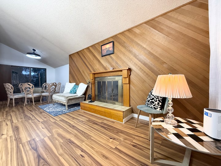 5b Large House W/pool Table/ac Minutes To Lake - レドモンド, WA