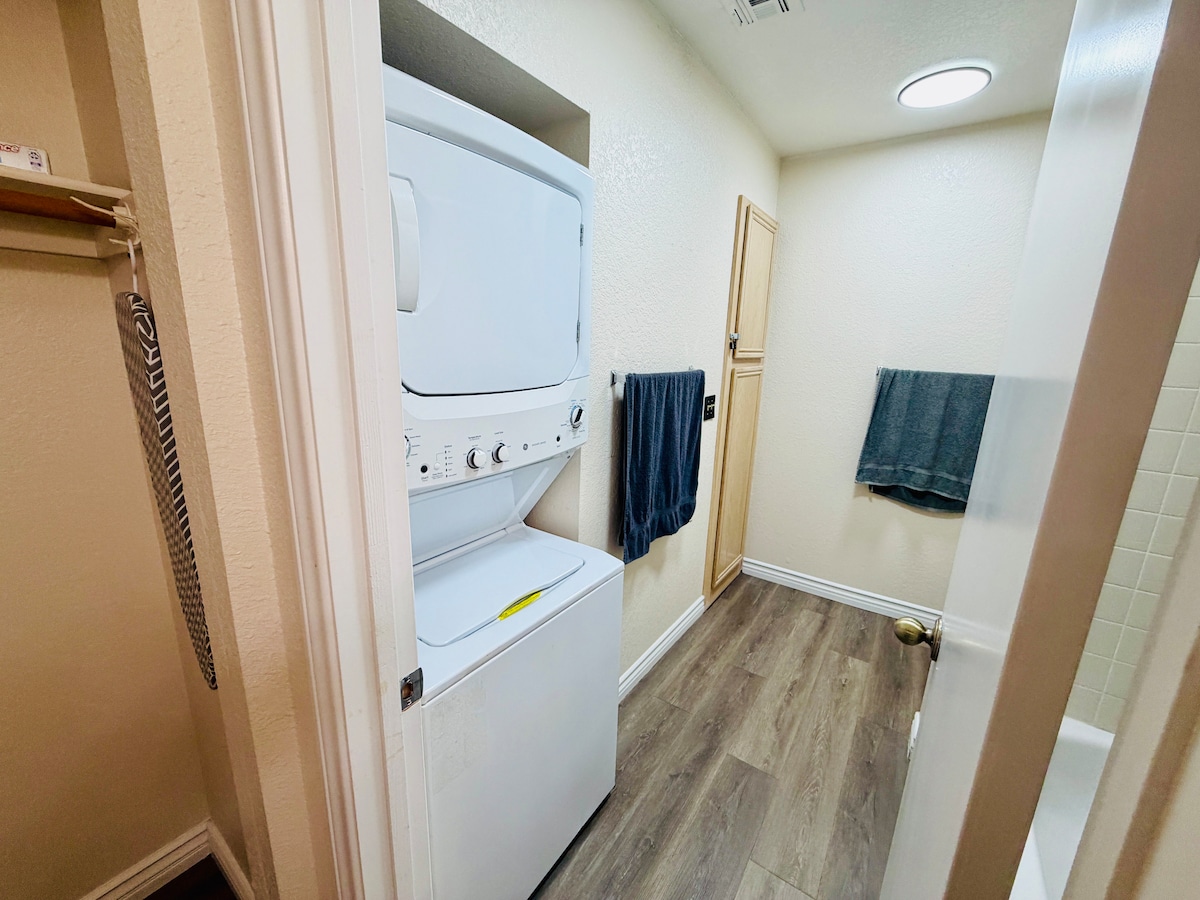 Cozy Vegas Townhome
