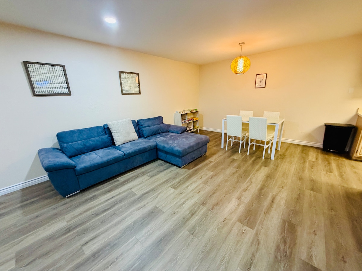 Cozy Vegas Townhome