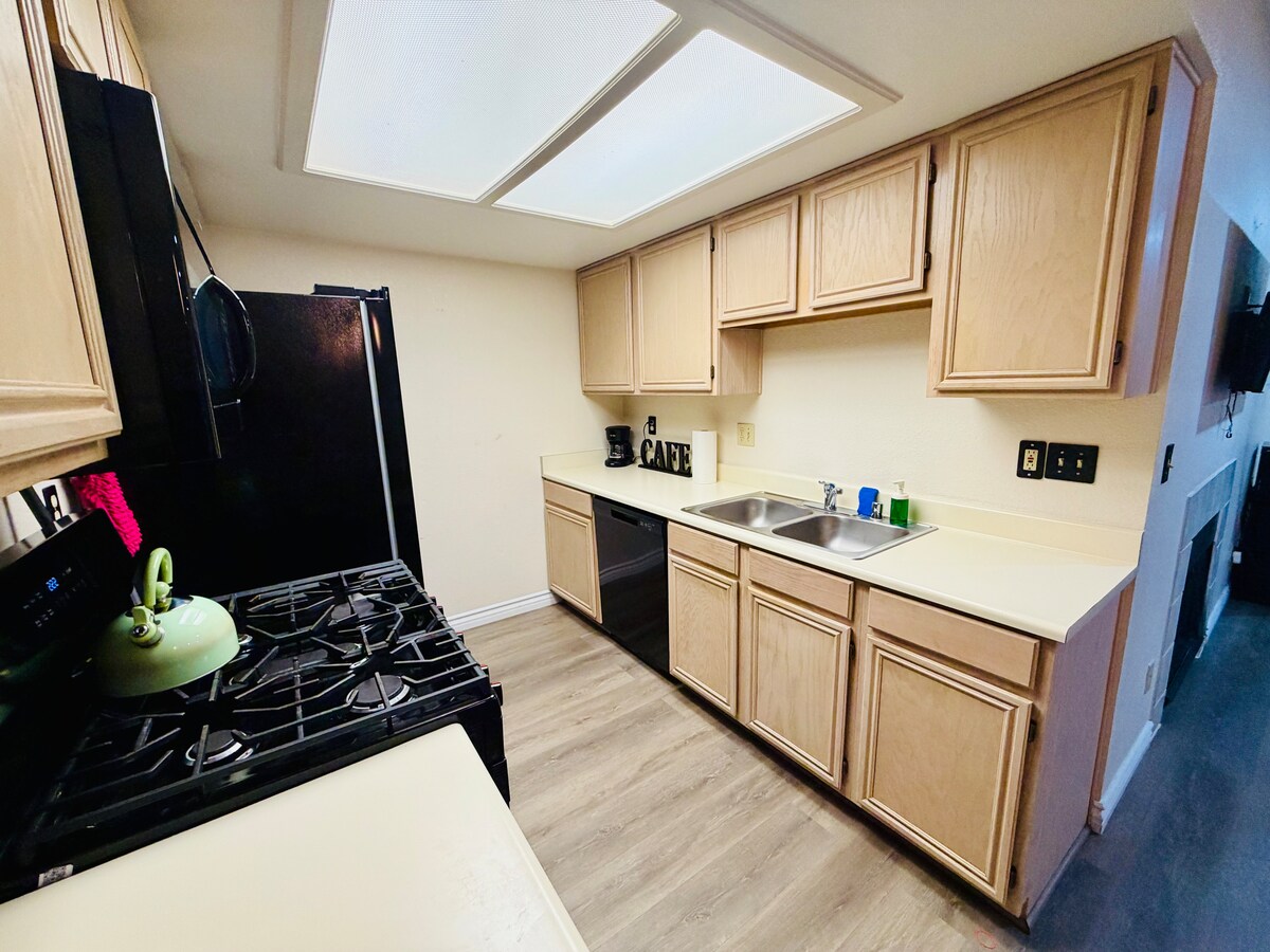 Cozy Vegas Townhome