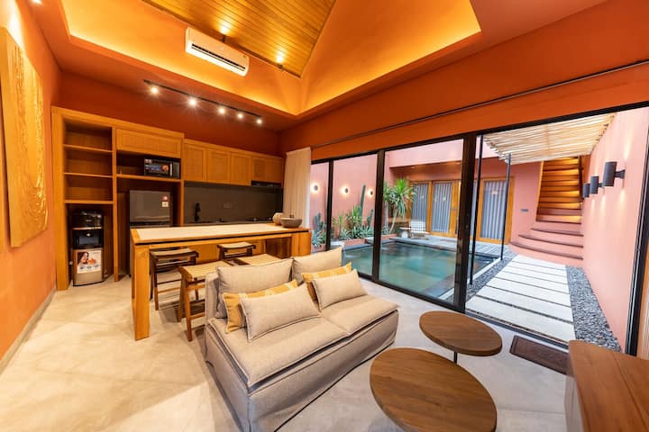 Brand New 2 Br Private Pool Villa Near Canggu - インドネシア