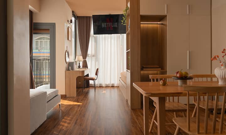 Urban Pulse • Balcony Studio • D1 • 5 Pax - Ciudad Ho Chi Minh