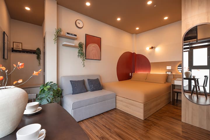 Warm Minimal Studio • D1 Central • 3 Pax - 베트남