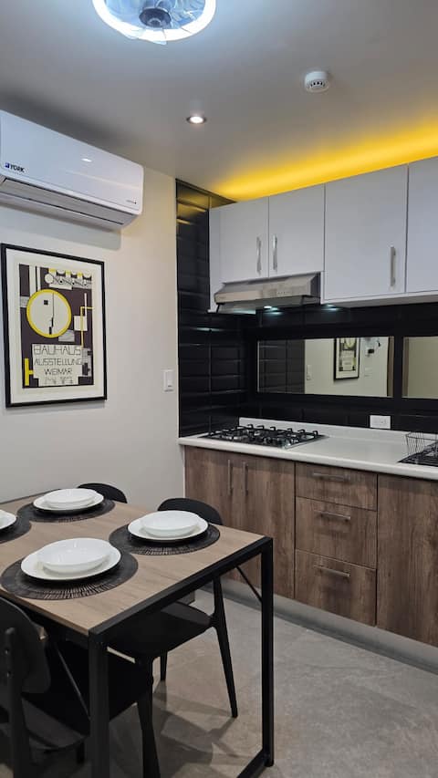 Popular Airbnb listing: Modern apartment | Near Juan Gabriel's house in Juárez