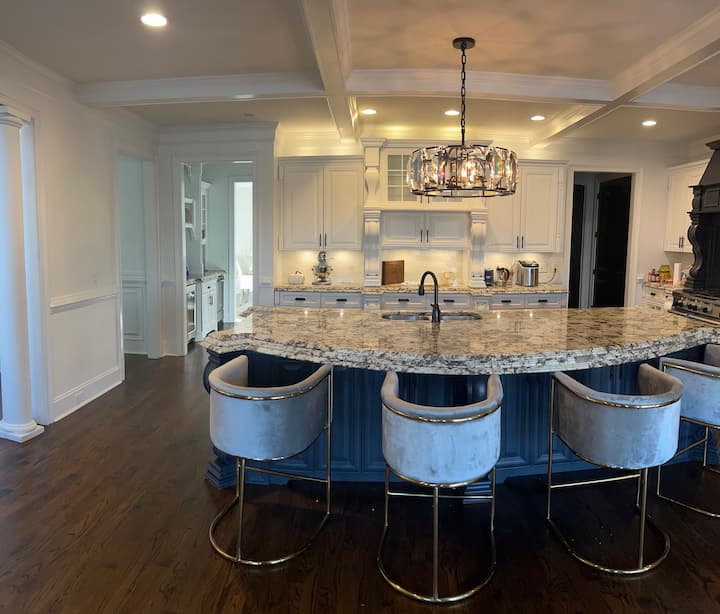 Gated Luxury Mansion W/pool And Spa - Villa Rica, GA