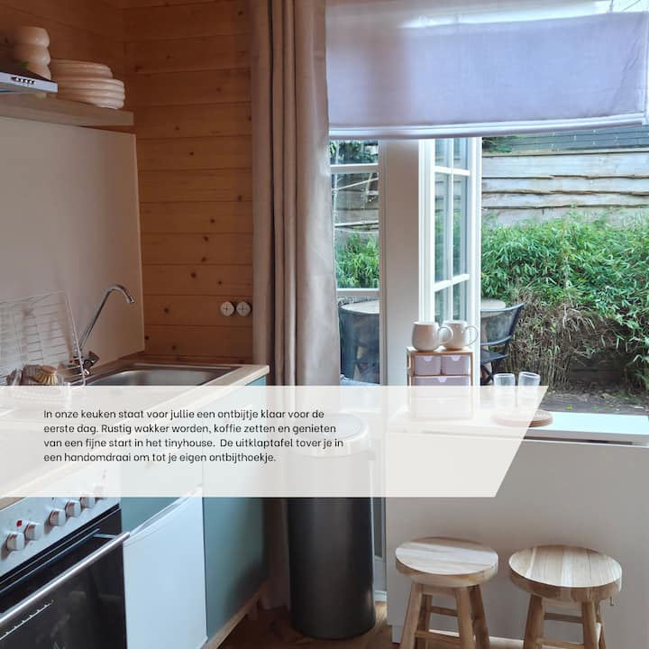 Bed & Joy: Boutique Tiny House - Lisse