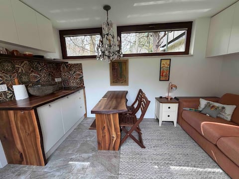 Top Airbnb: Garden Studio with Private Terrace Bled in Selo Pri Bledu