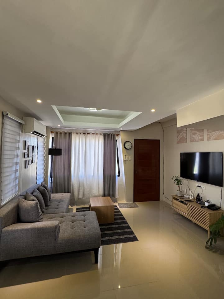 G&g Cozy Living-near Everything You Need In Liloan - Liloan