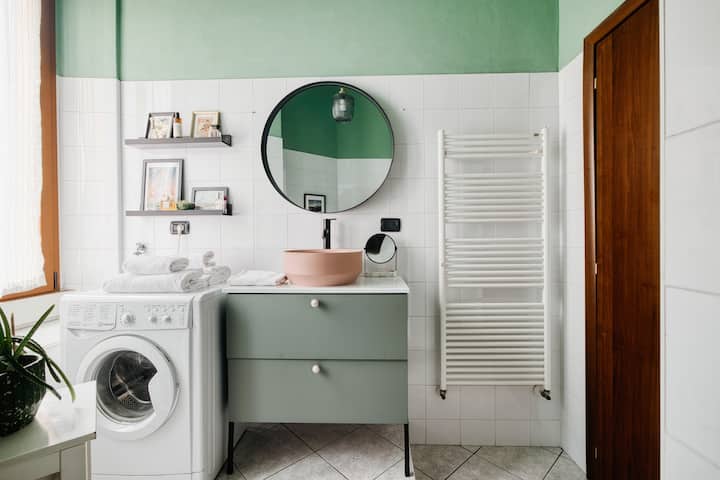 Hostmate - Milano - Volturno - Isola - Milán