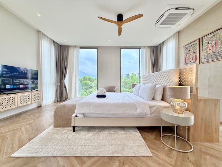 Bedroom 8
