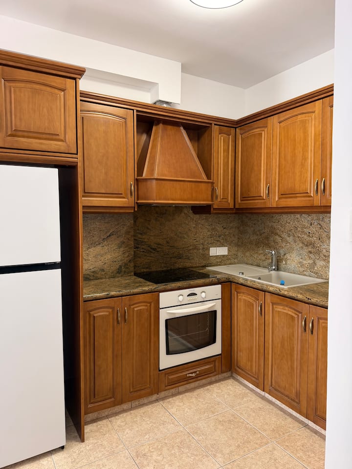 Sunny Coast Apartment - Limassol