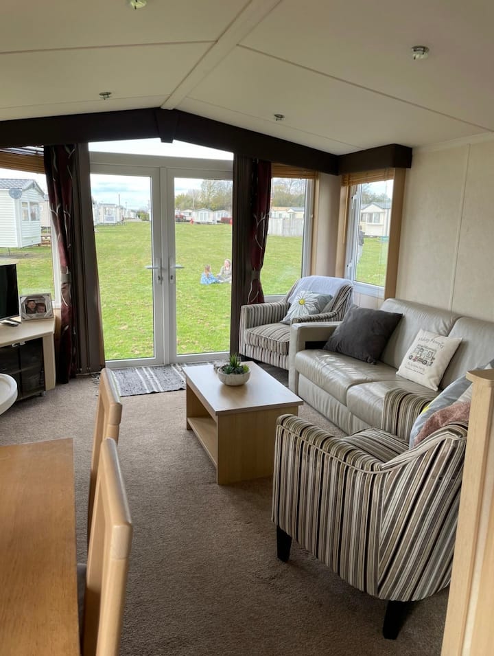 Homely Holiday Home - East Wittering