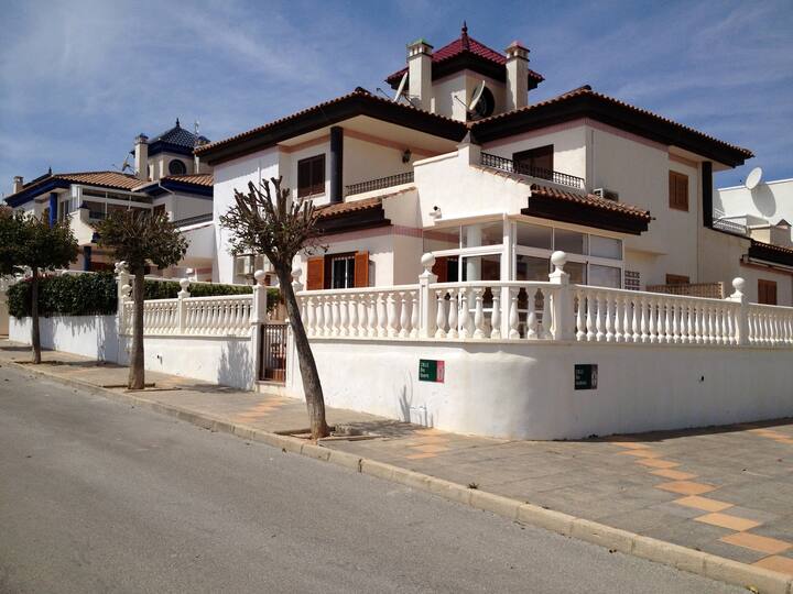 Maison De Vacances Côtière à Pilar De La Horadada - Pilar de la Horadada