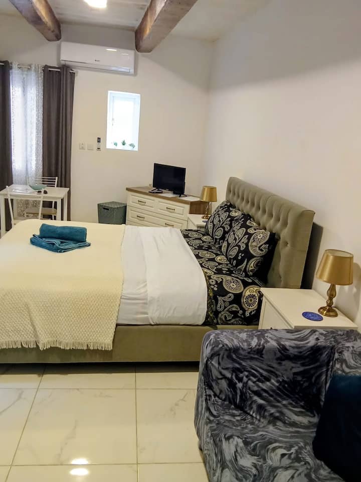 Cozy Studio Apartment In Valletta - Valletta