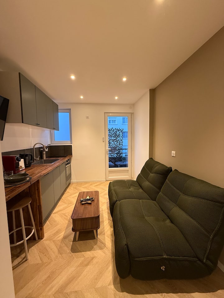 T1 Cosy Avec Terrasse, Parking En Résidence - Montpellier