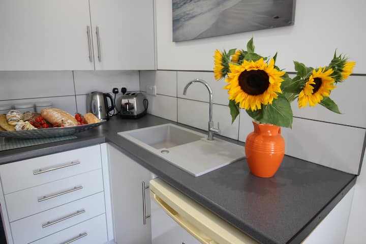 Oliver Wests Beautiful 1 Bedroom Retreats - 斯卡布羅