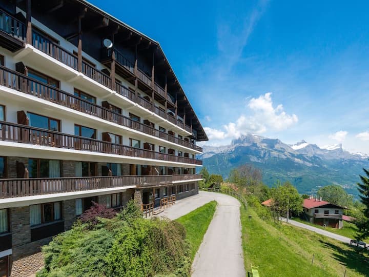 Vue Mont-blanc, Cosy à Combloux - Balcon - Sallanches
