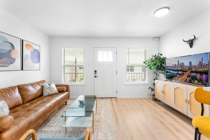Central Chic 1br Close To Ut, Moody Center, & Dt - Austin, TX