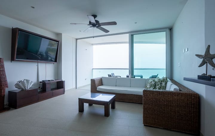 Apartamento Coveñas Primera Línea De Playa - Covenas
