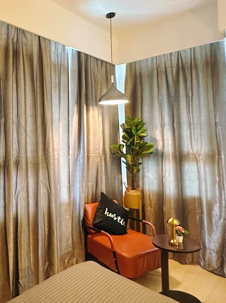 Hotel-style Premium Queen Room @ Centrestage Pj #2 - Petaling Jaya