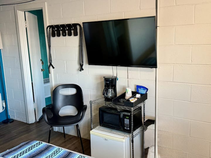 The Movie Room at The Cedar - Boutique hotels for Rent in Bay View