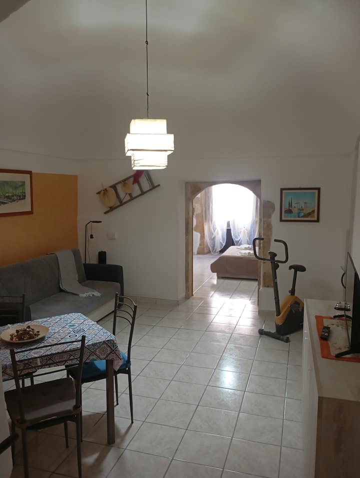 Da Adriana "Netum"  Nel Cuore Della Città Barocca - Noto