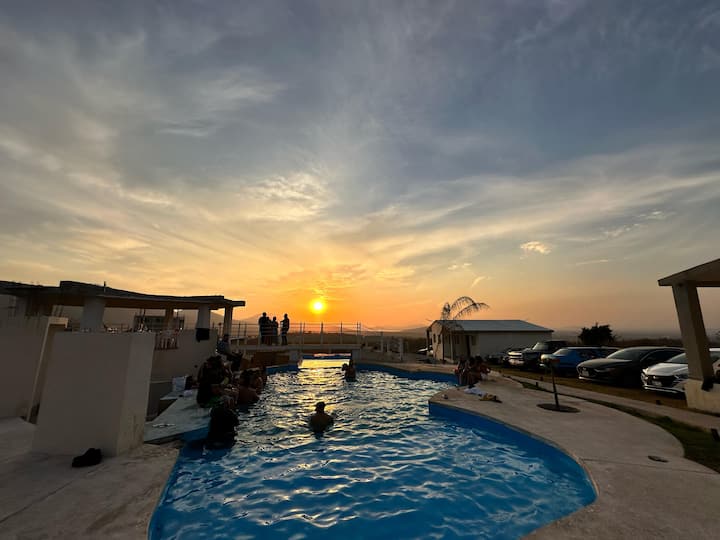 Casa Villas Tipo Hotel: Vista 360°, Alberca Y Lujo - Ajijic