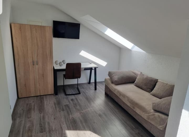 Komfort Business Apartment - Free Wifi - Parking - Kreuzwertheim
