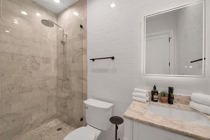 Villa Granada – Full bathroom 5